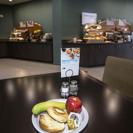 Holiday Inn Express St. Louis Central West End By Ihg Ngoại thất bức ảnh
